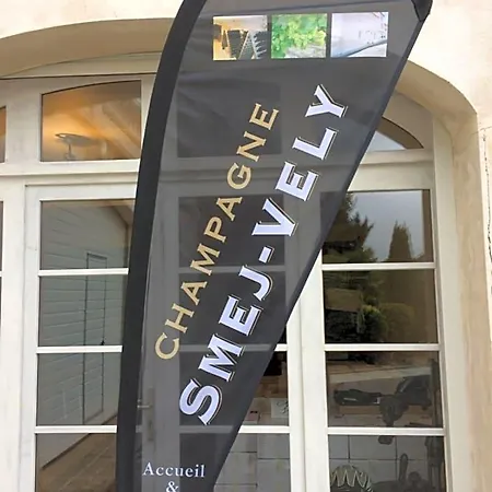 Bed & Breakfast D'hotes Karine Smej 3*