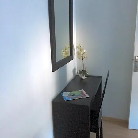 D'hotes Karine Smej Châtillon-sur-Marne